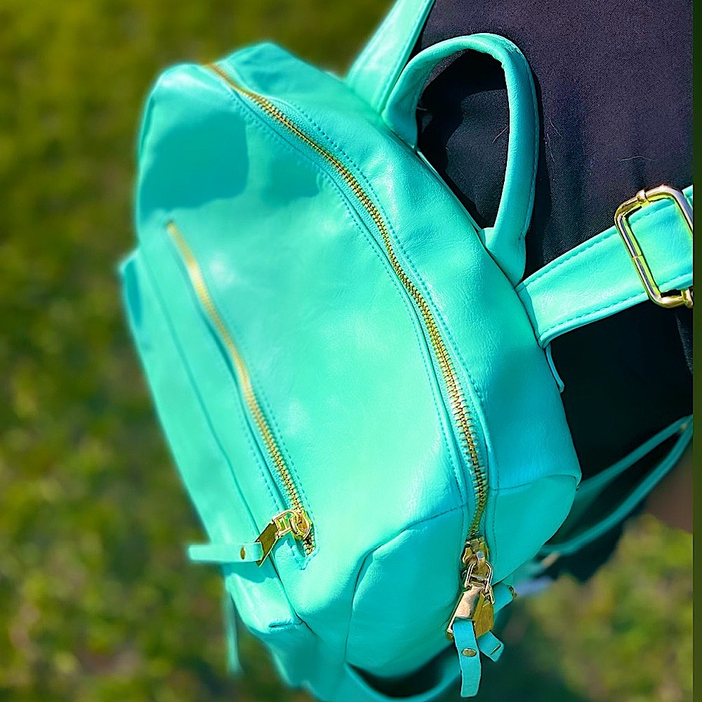 🆕🩵CLASSY CLOTH: MINT Backpack - Picture 5 of 7